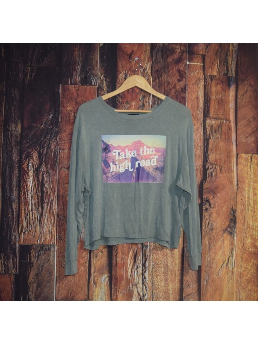 Originality Women's Sz M Long Sleeve Crop Top T-Shirt "Take the High Road"